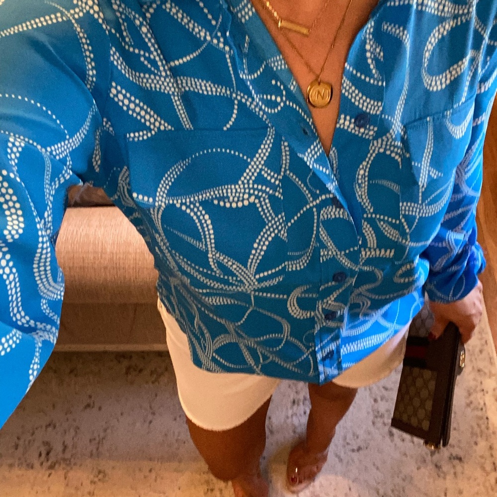 New💙Spring blue blouse - Picture 2 of 6
